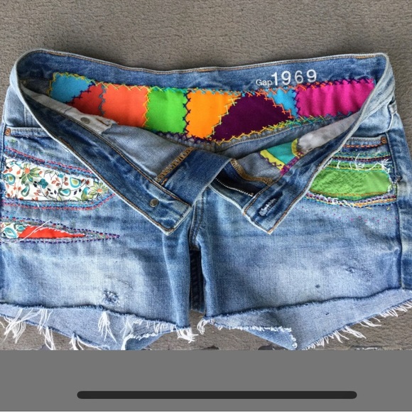 Reworked Upcycled denim shorts sashiko bro visible mending hand sewn 29” waist - Picture 1 of 9